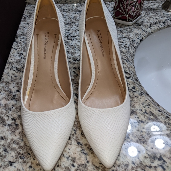 BCBGeneration White Snakeskin Heels - Picture 2 of 6